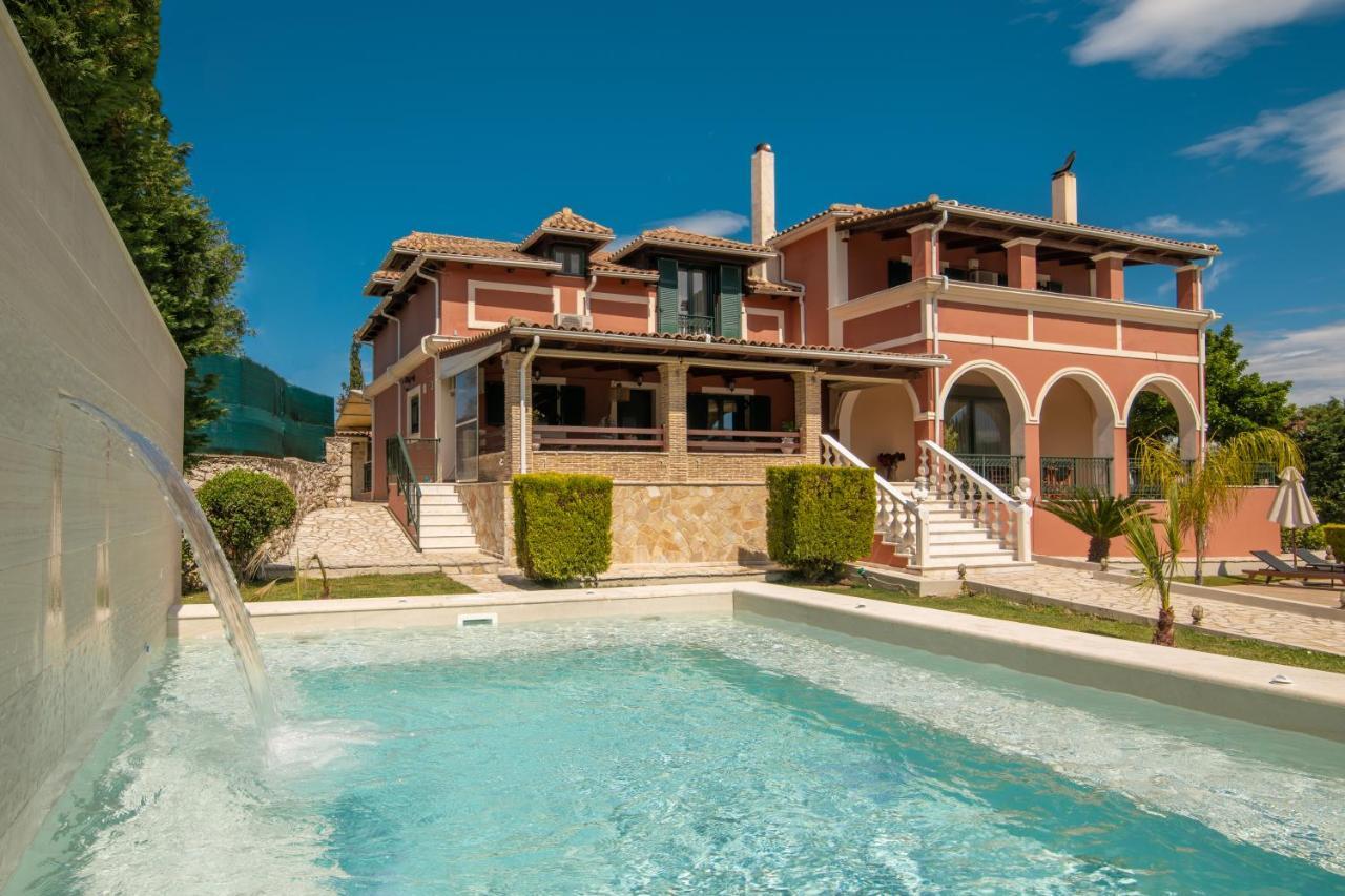 Amalthia Villa Mouzákion Екстериор снимка