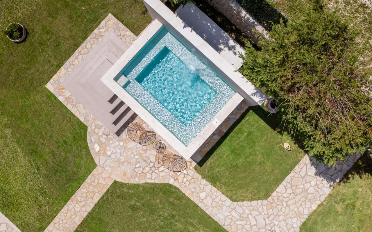 Amalthia Villa Mouzákion Екстериор снимка
