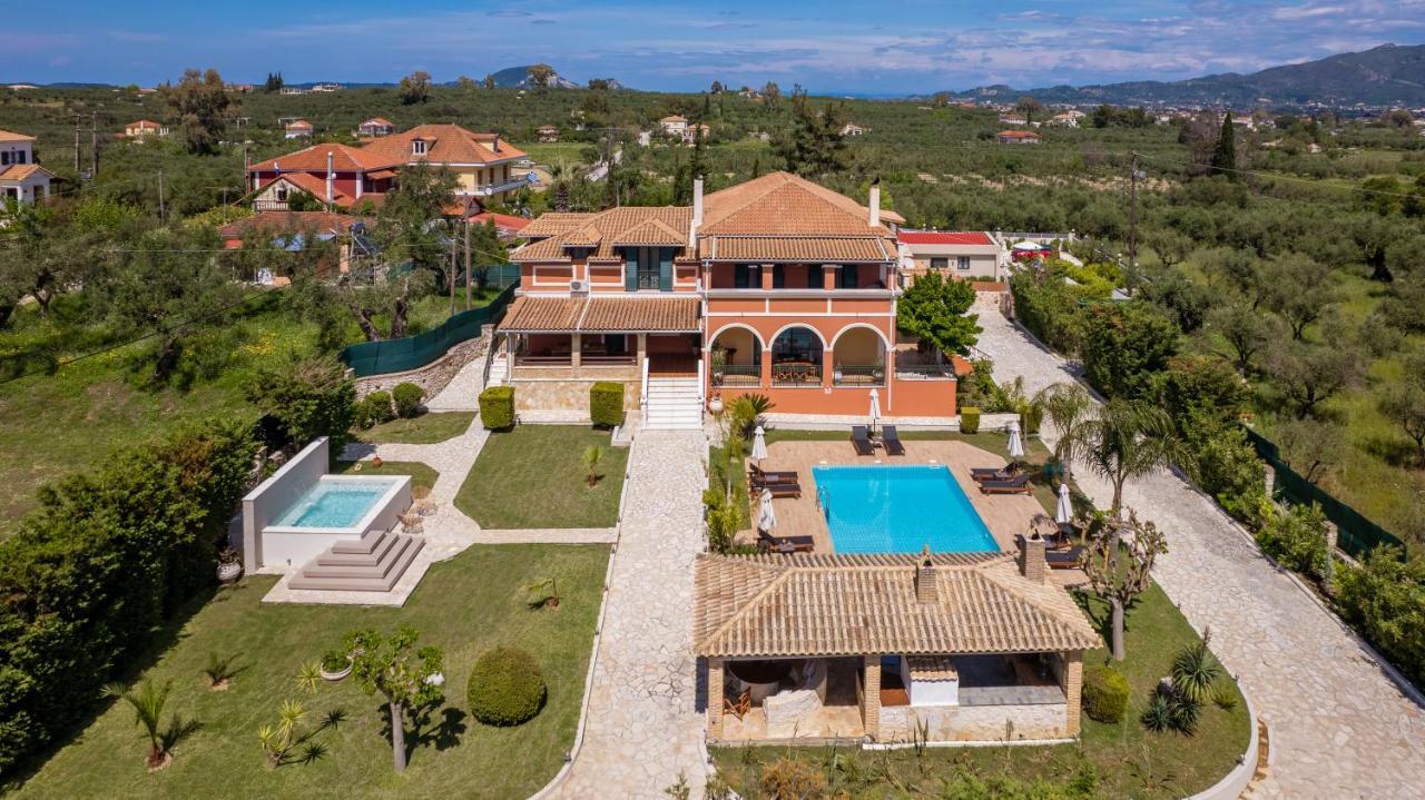 Amalthia Villa Mouzákion Екстериор снимка